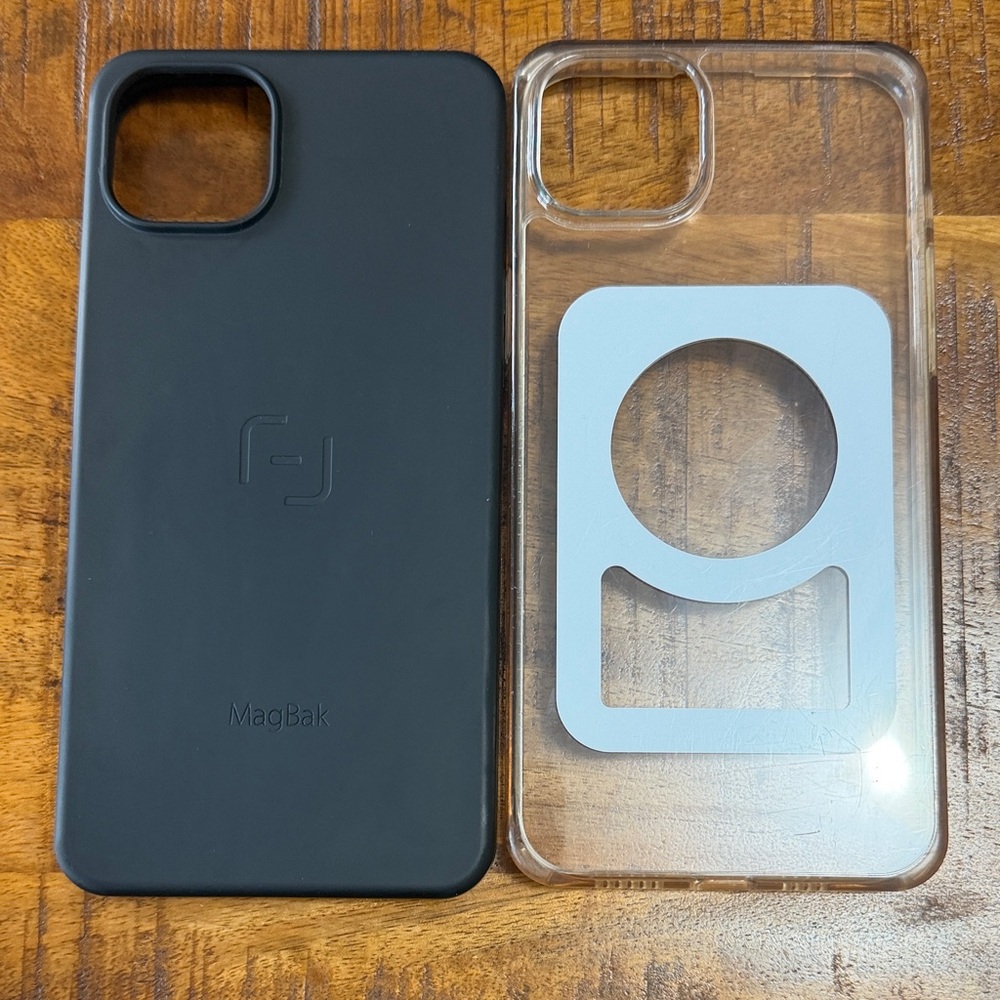 2 Magbak MagSafe IPhone 15 Plus Cases